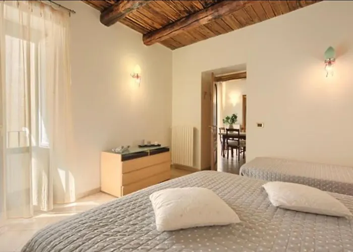 Le 8 Campane 2 * Салерно